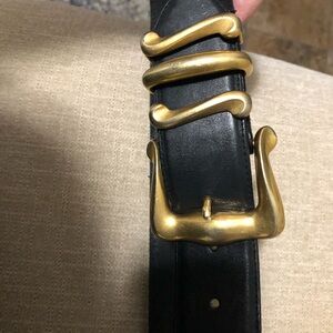 Brighton woman’s Belt. Black 31-33 measuring. Leather